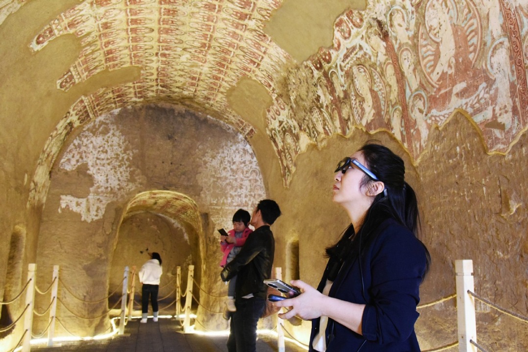 Ancient Silk Road grottoes in Xinjiang open to public