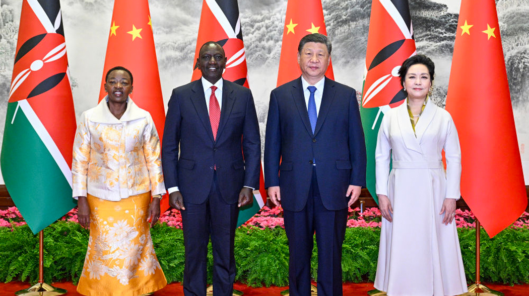 Xi holds talks with Kenyan president